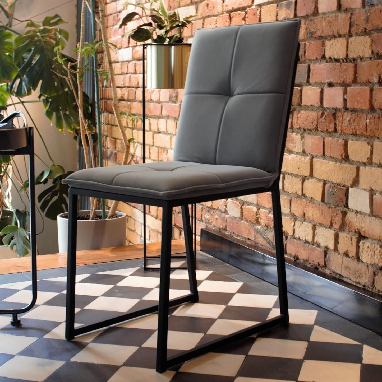 Ferro Esszimmerstuhl „Milton“ – Stahlstuhl mit wasserabweisendem Bezug – pflegeleichter Küchenstuhl mit hydrophober Beschichtung