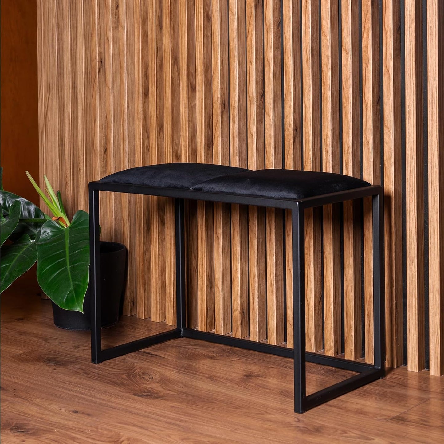 Schwarz